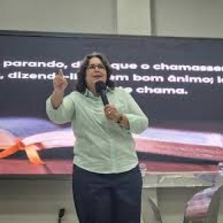 Pra. Catia Molina